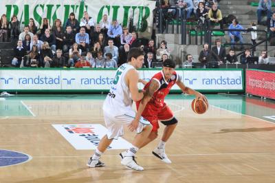 TREVISO 11 12 2010 LBA, CAMPIONATO 2010-2011 BENETTON TREVISO BASKET - ANGELICO BIELLA