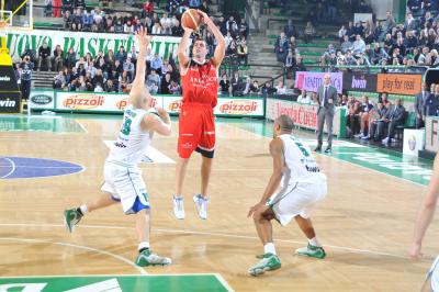 TREVISO 11 12 2010 LBA, CAMPIONATO 2010-2011 BENETTON TREVISO BASKET - ANGELICO BIELLA