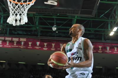 TREVISO 11 12 2010 LBA, CAMPIONATO 2010-2011 BENETTON TREVISO BASKET - ANGELICO BIELLA