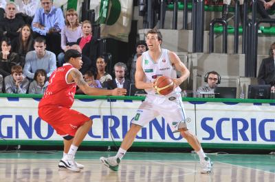 TREVISO 11 12 2010 LBA, CAMPIONATO 2010-2011 BENETTON TREVISO BASKET - ANGELICO BIELLA