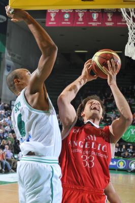 TREVISO 11 12 2010 LBA, CAMPIONATO 2010-2011 BENETTON TREVISO BASKET - ANGELICO BIELLA