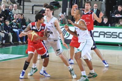 TREVISO 11 12 2010 LBA, CAMPIONATO 2010-2011 BENETTON TREVISO BASKET - ANGELICO BIELLA