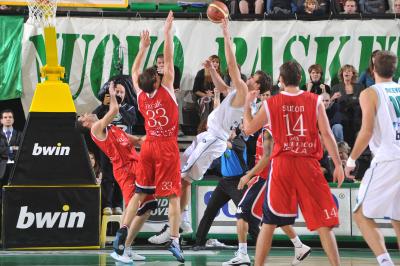 TREVISO 11 12 2010 LBA, CAMPIONATO 2010-2011 BENETTON TREVISO BASKET - ANGELICO BIELLA