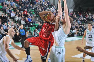 TREVISO 11 12 2010 LBA, CAMPIONATO 2010-2011 BENETTON TREVISO BASKET - ANGELICO BIELLA