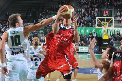 TREVISO 11 12 2010 LBA, CAMPIONATO 2010-2011 BENETTON TREVISO BASKET - ANGELICO BIELLA