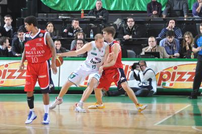 TREVISO 11 12 2010 LBA, CAMPIONATO 2010-2011 BENETTON TREVISO BASKET - ANGELICO BIELLA