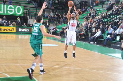 TREVISO 27 12 2010 EUROCUP  2010-2011 BENETTON BASKET - POAK