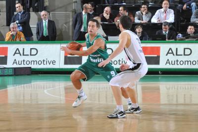 TREVISO 27 12 2010 EUROCUP  2010-2011 BENETTON BASKET - POAK