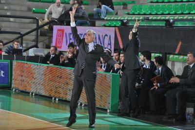 TREVISO 27 12 2010 EUROCUP  2010-2011 BENETTON BASKET - POAK