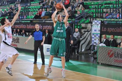 TREVISO 27 12 2010 EUROCUP  2010-2011 BENETTON BASKET - POAK