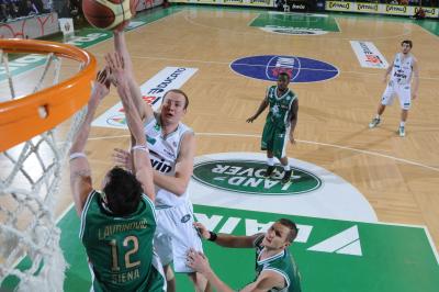 TREVISO 28 12 2010 LBA, CAMPIONATO 2010-2011 BENETTON TREVISO BASKET - MONTEPASCHI SIENA