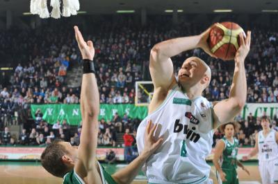TREVISO 28 12 2010 LBA, CAMPIONATO 2010-2011 BENETTON TREVISO BASKET - MONTEPASCHI SIENA