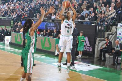 TREVISO 28 12 2010 LBA, CAMPIONATO 2010-2011 BENETTON TREVISO BASKET - MONTEPASCHI SIENA