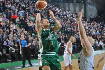 TREVISO 28 12 2010 LBA, CAMPIONATO 2010-2011 BENETTON TREVISO BASKET - MONTEPASCHI SIENA
