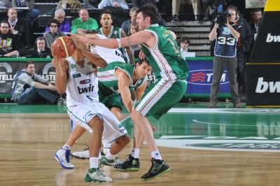 TREVISO 28 12 2010 LBA, CAMPIONATO 2010-2011 BENETTON TREVISO BASKET - MONTEPASCHI SIENA