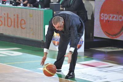 TREVISO 28 12 2010 LBA, CAMPIONATO 2010-2011 BENETTON TREVISO BASKET - MONTEPASCHI SIENA