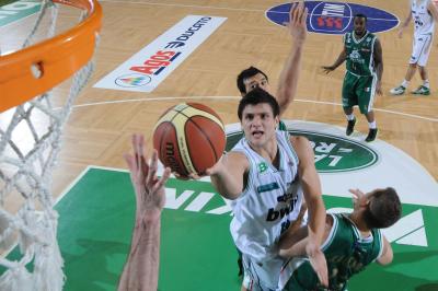 TREVISO 28 12 2010 LBA, CAMPIONATO 2010-2011 BENETTON TREVISO BASKET - MONTEPASCHI SIENA