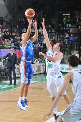 TREVISO 06 01 2011 LBA, CAMPIONATO 2010-2011 BENETTON TREVISO BASKET BRINDISI
