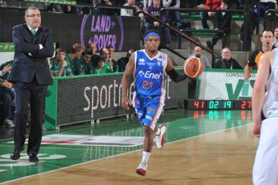 TREVISO 06 01 2011 LBA, CAMPIONATO 2010-2011 BENETTON TREVISO BASKET BRINDISI