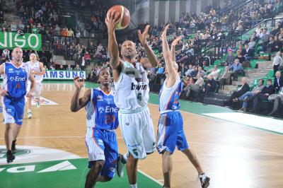 TREVISO 06 01 2011 LBA, CAMPIONATO 2010-2011 BENETTON TREVISO BASKET BRINDISI