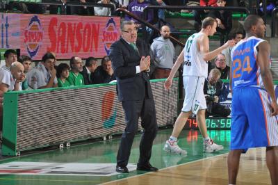 TREVISO 06 01 2011 LBA, CAMPIONATO 2010-2011 BENETTON TREVISO BASKET BRINDISI