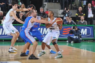 TREVISO 06 01 2011 LBA, CAMPIONATO 2010-2011 BENETTON TREVISO BASKET BRINDISI