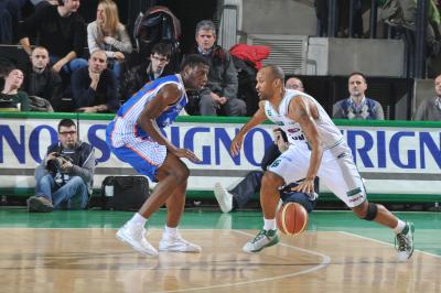 TREVISO 06 01 2011 LBA, CAMPIONATO 2010-2011 BENETTON TREVISO BASKET BRINDISI