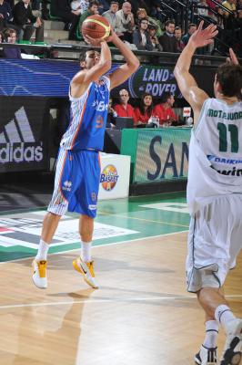 TREVISO 06 01 2011 LBA, CAMPIONATO 2010-2011 BENETTON TREVISO BASKET BRINDISI