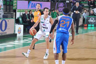 TREVISO 06 01 2011 LBA, CAMPIONATO 2010-2011 BENETTON TREVISO BASKET BRINDISI