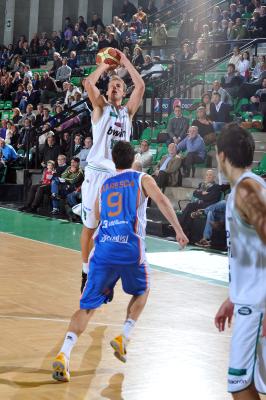 TREVISO 06 01 2011 LBA, CAMPIONATO 2010-2011 BENETTON TREVISO BASKET BRINDISI