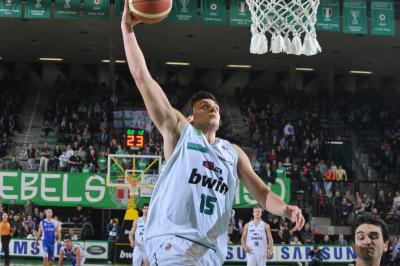 TREVISO 06 01 2011 LBA, CAMPIONATO 2010-2011 BENETTON TREVISO BASKET BRINDISI