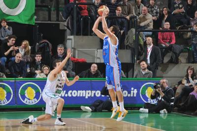 TREVISO 06 01 2011 LBA, CAMPIONATO 2010-2011 BENETTON TREVISO BASKET BRINDISI