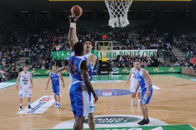 TREVISO 06 01 2011 LBA, CAMPIONATO 2010-2011 BENETTON TREVISO BASKET BRINDISI