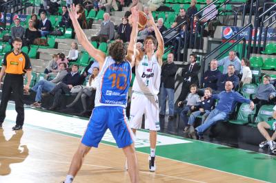 TREVISO 06 01 2011 LBA, CAMPIONATO 2010-2011 BENETTON TREVISO BASKET BRINDISI