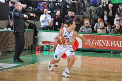 TREVISO 29 01 2011 LBA, CAMPIONATO 2010-2011 BENETTON TREVISO BASKET - ARMANI JEANS MILANO