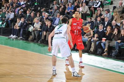 TREVISO 29 01 2011 LBA, CAMPIONATO 2010-2011 BENETTON TREVISO BASKET - ARMANI JEANS MILANO