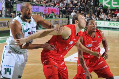 TREVISO 29 01 2011 LBA, CAMPIONATO 2010-2011 BENETTON TREVISO BASKET - ARMANI JEANS MILANO