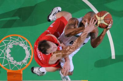 TREVISO 29 01 2011 LBA, CAMPIONATO 2010-2011 BENETTON TREVISO BASKET - ARMANI JEANS MILANO