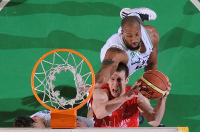 TREVISO 29 01 2011 LBA, CAMPIONATO 2010-2011 BENETTON TREVISO BASKET - ARMANI JEANS MILANO