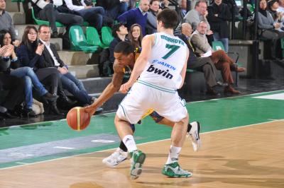 TREVISO 06 02 2011 LBA, CAMPIONATO 2010-2011 BENETTON TREVISO BASKET MONTEGRANARO