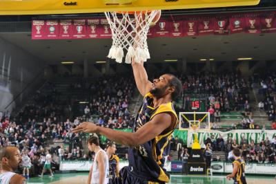 TREVISO 06 02 2011 LBA, CAMPIONATO 2010-2011 BENETTON TREVISO BASKET MONTEGRANARO