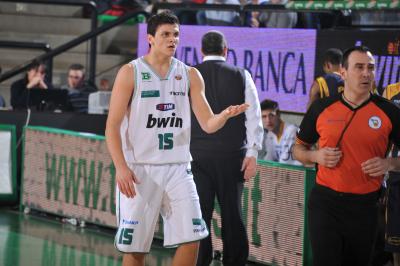 TREVISO 06 02 2011 LBA, CAMPIONATO 2010-2011 BENETTON TREVISO BASKET MONTEGRANARO