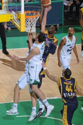 TREVISO 06 02 2011 LBA, CAMPIONATO 2010-2011 BENETTON TREVISO BASKET MONTEGRANARO