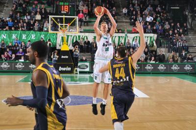 TREVISO 06 02 2011 LBA, CAMPIONATO 2010-2011 BENETTON TREVISO BASKET MONTEGRANARO