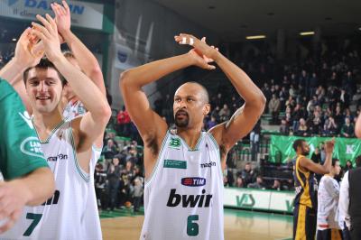 TREVISO 06 02 2011 LBA, CAMPIONATO 2010-2011 BENETTON TREVISO BASKET MONTEGRANARO