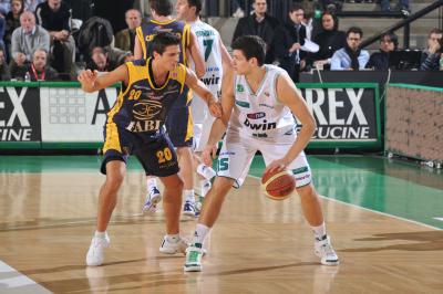 TREVISO 06 02 2011 LBA, CAMPIONATO 2010-2011 BENETTON TREVISO BASKET MONTEGRANARO