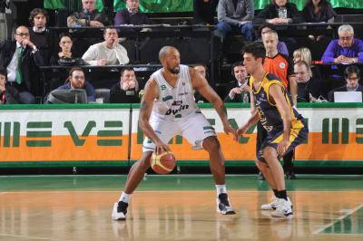 TREVISO 06 02 2011 LBA, CAMPIONATO 2010-2011 BENETTON TREVISO BASKET MONTEGRANARO