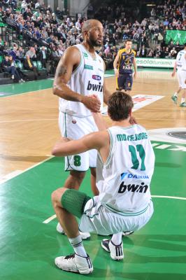 TREVISO 06 02 2011 LBA, CAMPIONATO 2010-2011 BENETTON TREVISO BASKET MONTEGRANARO