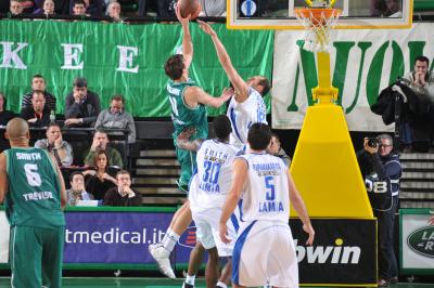 TREVISO 15 02 2011 EUROCUP  2010-2011 BENETTON BASKET - PANELLINOS