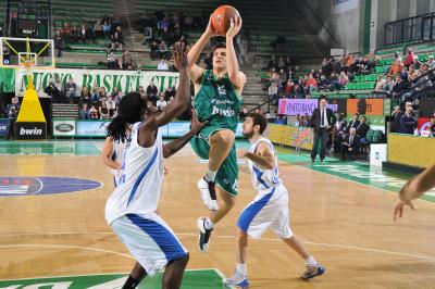 TREVISO 15 02 2011 EUROCUP  2010-2011 BENETTON BASKET - PANELLINOS